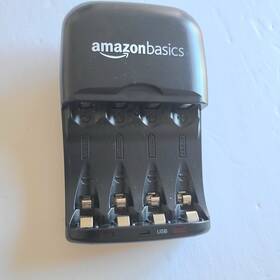 V-3299usb-uk Amazonbasics Amazon Basics 4 Slot Ni-mh Aa And Aaa V-3299usb Battery Charger With Indicator