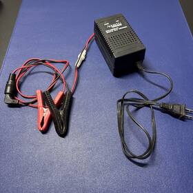 Ml-12v2a186 Aqua-vu Vintage 12v 2a Charger-maintainer For Battery - Powers Up