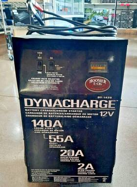 Dy-1420 Battery Dynacharge Charger 12 Volt