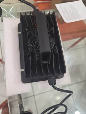 B0dhksshgm Beastrek Fast Battery Charger Of 67.2v 10a For Talaria Sting 4000 Series X3 L1e X3c Mx3/m