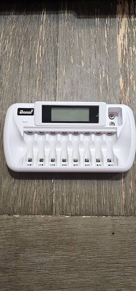 Zn827c Bonai 8 1 Bay Aa Aaa Battery Charger With Lcd Display For Nimh Nicd And 9v