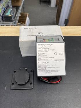 5215 Bright Way Group Nib 12v 10amp Charger/maintainer