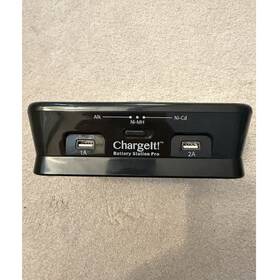 08767 Chargeit Battery Station Pro Charger Aa Aaa C D 9v Alkaline Nimh Nicd Usb