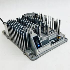 940-0038 Deltaq Delta-q Ic650 On-board 24v Battery Charger With Comm Port Ic0650-024-comm