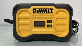 Dxaec10 Dewalt 10 Amp Professional Battery Charger Maintainer