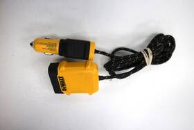 Dxma1410475 Dewalt Car Charger With 3 Usb 2.4a Ports 100821-2