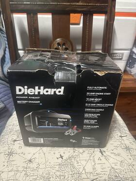 8398380 Diehard 71323 Fully Automatic Battery Charger