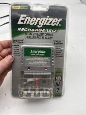 Energizer 039800008671 Rechargeable Universal Nimh Battery Charger Aaa Aa And 9v New