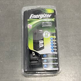 142490 Energizer Recharge Chfc3 Universal Battery Charger Aa/aaa/c/d/9v Rechargeable