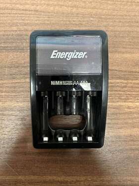 Energizer 371671697784 Rechargeable Aa And Aaa Battery Charger Very Good