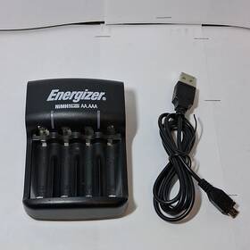 Chvc5 Energizer Nimh Aa Aaa Battery Charger Usb Mains 4 Slot