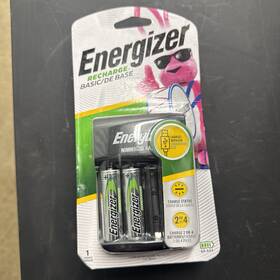 Lpn-153574 Energizer Usb Aa/aaa Battery Charger With 2 Nimh Rechargeable Aa Batteries