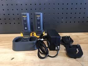 Ti-sbc3b Fluke Ti Sbc3b Smart Battery Charger 3b /with 2 -ti Sbp3