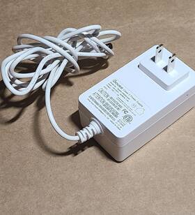 Bi48g-240200-adu Govee 24 Volt 24vdc 2a 50/60hz Class 2 Ac Power Charger Adapter White