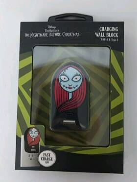Ijoy 810146464105 Tim Burtons Nightmare Before Christmas Sally Fast Charge Charging Wall Block