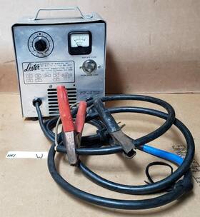 24lc10-2t12 Lester 36 Volt 8890 Golf Cart Battery Charger N61 W
