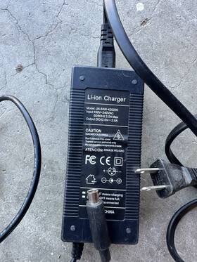 Jn-84w-420200 Li-ion 42v Mains Charger Ac Power Battery