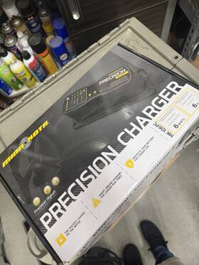 Mk106pc Minn Kota 6 Amps Marine Battery Charger Group 24/27/31 Flooded Gel Agm