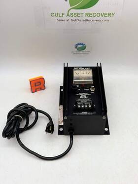 440-0620-1 Newmar Abc 12-8 Automatic Battery Charger 2 Bank Used