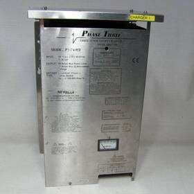 Pt-24-95f Newmar New-mar Battery Charger 3 Bank Automatic Marine Project As Is