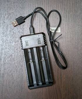 Fnc-ui2 Nitecore Ui2 Portable Dual Slot Usb Battery Charger Used Once
