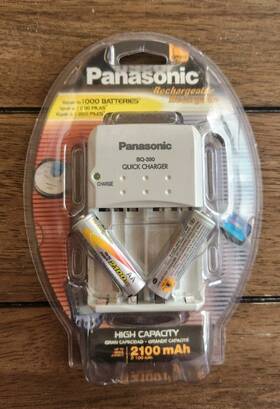 Bq-390 Panasonic 073096900875 Vintage New Rechargable Quick Charger Aa Aaa Batteries Sealed