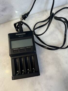 Bq-cc65a Panasonic 410853063957 Eneloop Pro Professional Charger Lcd Screen Led Usb Output