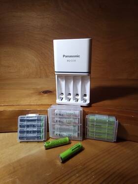 Bq-cc55a Panasonic Bq-cc56 Quick Charger Model W 14 Aaa Batteries