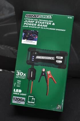 260-9469 Powerbank Master Force Lithium Ion Technology Jump Starter/power Bank #260-9469