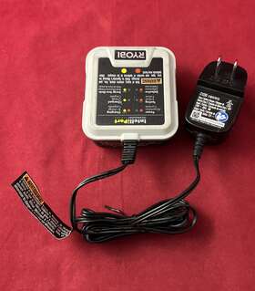 140157013 Ryobi Tools C123d 12v Intelliport Dual Chemistry Battery Charger