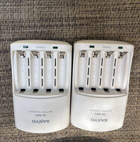 3209m Sanyo Nimh Aa Aaa Mains Battery Charger Set Of 2 Outlet Connectivity