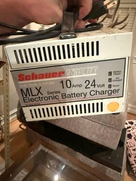 Mlx1024 Schauer Electronic Battery Charger 10-amp 24-volt