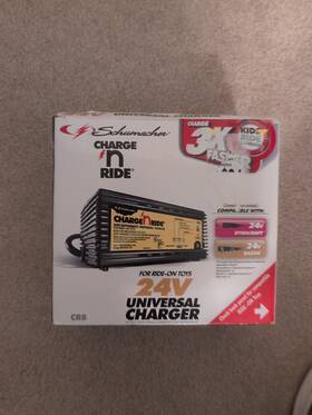 Schumacher 026666812689 Charge N Ride 24v Universal Charger Cr8