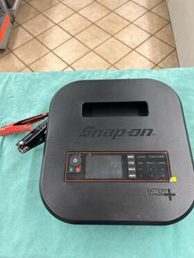 Eebc30a12v Snap-on Snapon Benchtop Lead Acid And Lithium Vehicle Battery Charger Plus Eeb Hpg029933