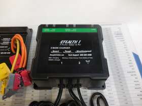 001-a10-d40-g2 Stealth 1 I Max Pack 2 Bank Charger Ac/dc With Gauge