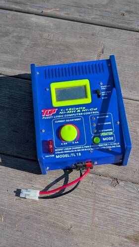 Tl15 Tlp Nimh/nicd Battery Charger 1 15 Cells Fuzzy Logic Controlled Unit