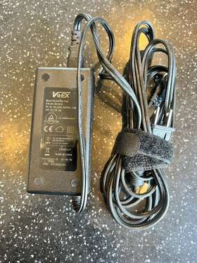 Uea360-1540 Veex Original 15vdc/60w Ac Power Adapter