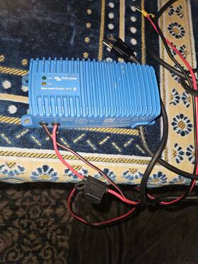 Bpc120715106 Victron Energy Blue Smart Charger 12v 17a Ip67 For Solar/wind Devices