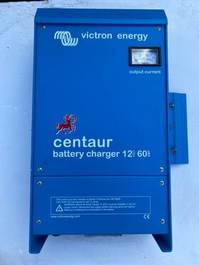 Cch01206000 Victron Energy Centaur 12/60 Battery Charger 12 Volt 60 Amp