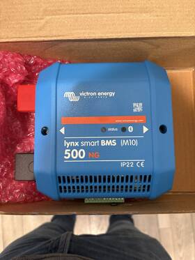 Lyn034160310 Victron Energy Lynx Smart Bms 500 Ng M10 Upc 8719076063551