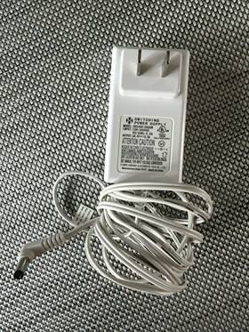 Xh2400-0500w Xiamen 24 Volt 0.5a 50/60hz White Xh2400-0500 Switching Ac Power Supply Charger Adapter